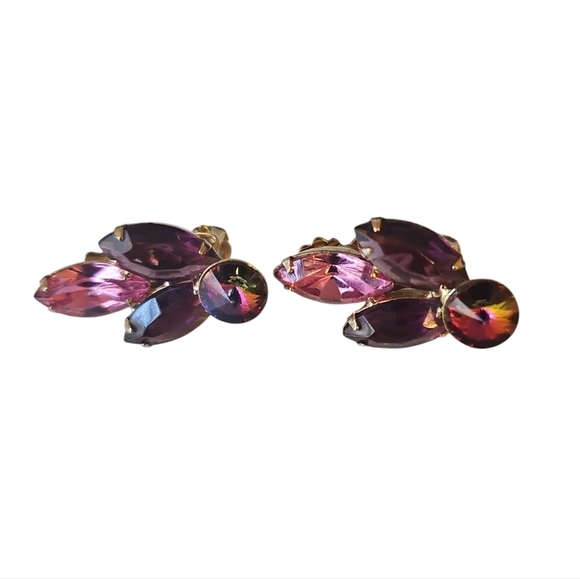 Vintage Aurora Borealis Rhinestone and Purple Crystal Clip On Earrings - Picture 2 of 7